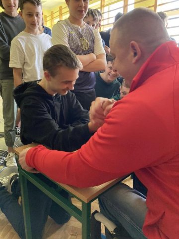 b_1024_768_0_00_images_2022_2023_WF_paraolimpijczycy_339746096_239544331970598_3748760612773433288_n